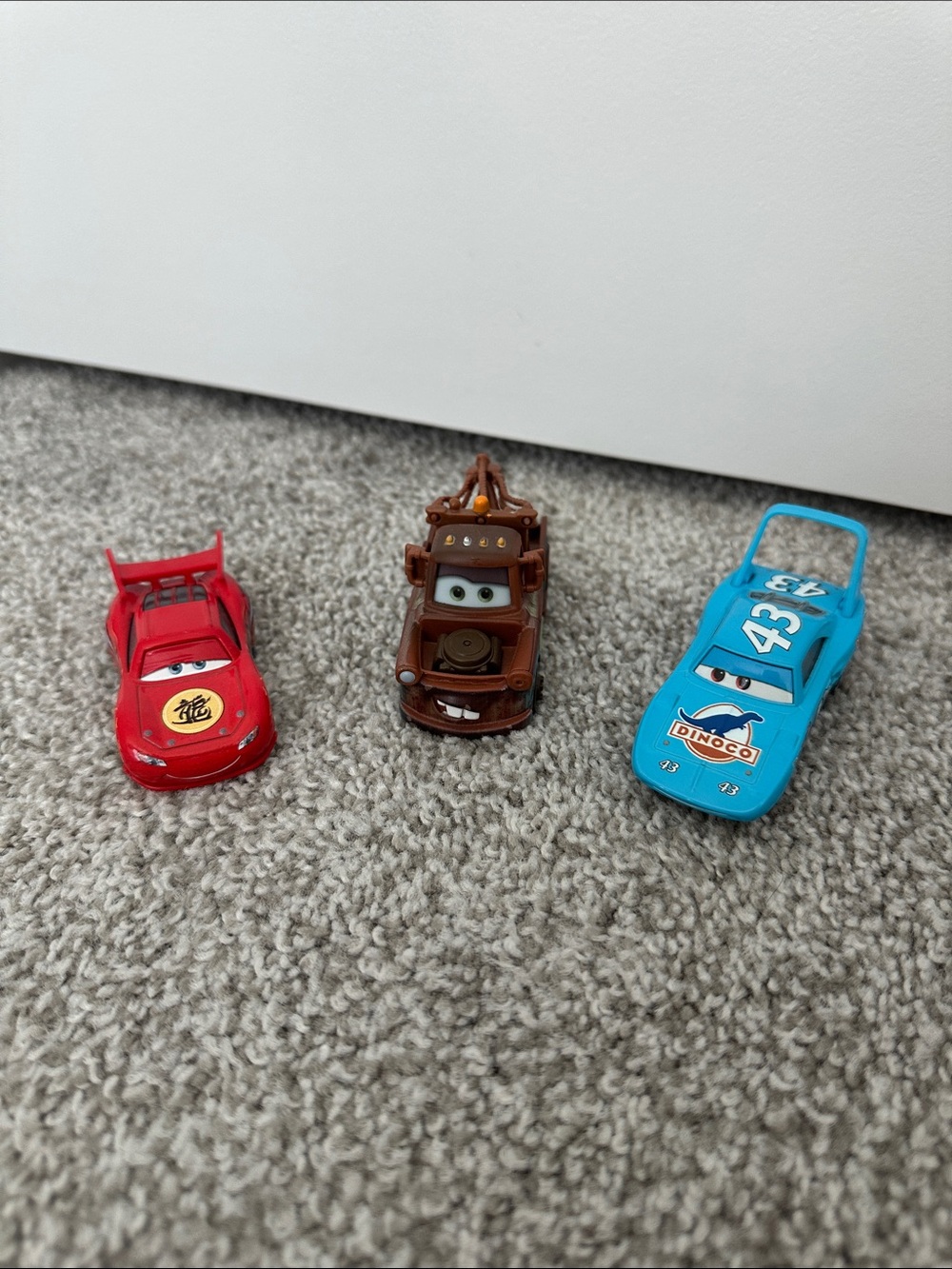 Dragon Lightning McQueen, Mater & Dinoco King Die-Cast Toy Car Set